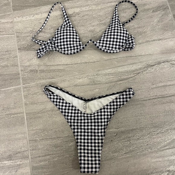 Gingham Bikini - Picture 3 of 5